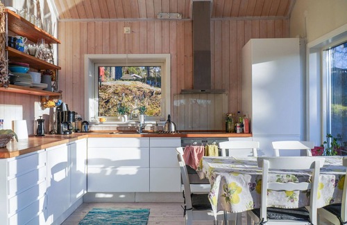 Vato Maison | Belle maison à Väto avec vue sur la mer