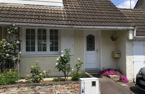 Saint-Herblain Maison | Joli maison dans quartier calme avec arrêts bus à la porte et commerces proches