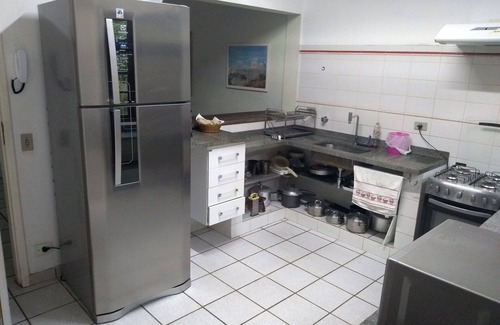 Sao Sebastiao Maison | Camburizinho PROCHE DU PONTE À 100 m de la plage, avec maison, 4 chambres à coucher