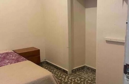 Mayaguez Pueblo Maison | Nice House near University of Mayaguez with covered and gated car parking.