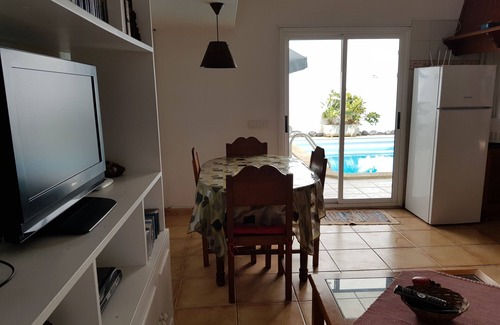 Caleta de Famara Maison | Nice house, private pool, WIFI, near to the beach.