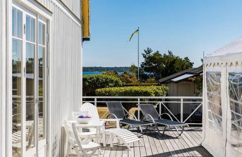 Sissehall Maison | Nice house with a panoramic view of the sea on beautiful Hasslo outside Karlskrona