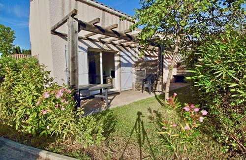 Saint-Christol Maison | Jolie maison avec piscine