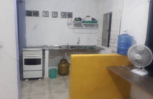Balneario Guaruja Maison | Joli kitnet pour se reposer après la plage.