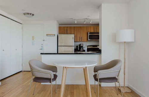 Hunters Point Appartement | Nice Long Island City 1BR w/ A/C, Elev & Laundry, by Blueground