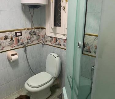 Ar-Raml 1 Maison | Nice luxurious stay modern 2 bedroom flat with 3ACs, 3 Flat screen TVs, Free Wi-Fi large balcony in the heart of Alexandria