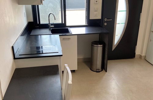 Cenon Appartement | Joli Studio neuf à 10mins de Bordeaux et à 50m du tram