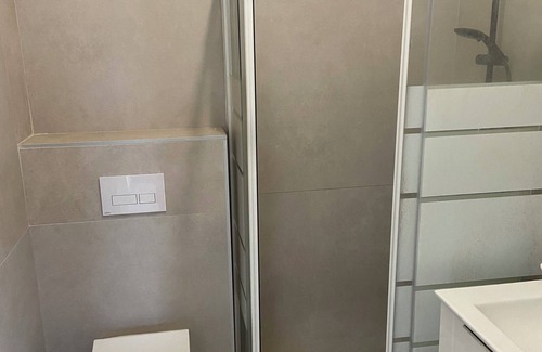 Cenon Appartement | Joli Studio neuf à 10mins de Bordeaux et à 50m du tram