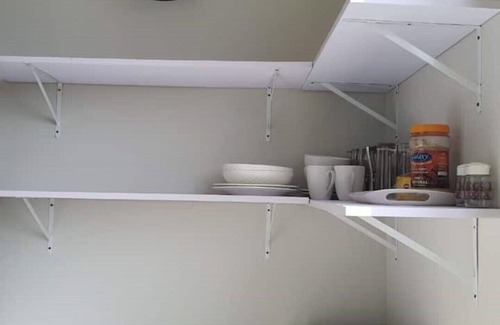 Oyibi Appartement | Nice Rooms Free Wi-Fi & Parking