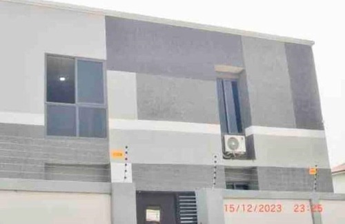 Oyibi Appartement | Nice Rooms Free Wi-Fi & Parking
