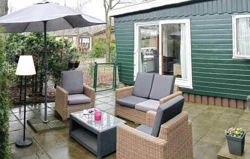 Reutum Autre | Nice StaCaravan In Reutum With Wifi
