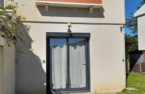 Colayrac-Saint-Cirq Appartement | Nice studio for rent in a quiet area.