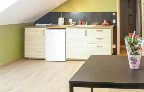 Somonino Appartement | Nice Studio In Borcz With Kitchen