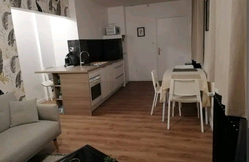 Vezin-le-Coquet Appartement | Joli T2 près de Rennes