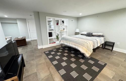 Brookland Appartement | NIce Updated Basement in DC near transportation