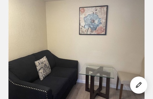 Aurora Maison | belle sortie appartement sous-sol