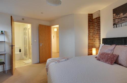 Braintree Appartement | Niche Water Tower Apartments