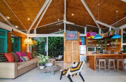 Buenos Aires Hôtel | Nido Del Mar - Art-filled Beach House