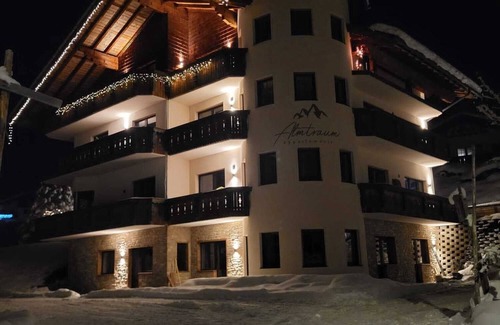 Berwang Appartement | Nieuw Appartement op Loopafstand van het Centrum en de Piste's
