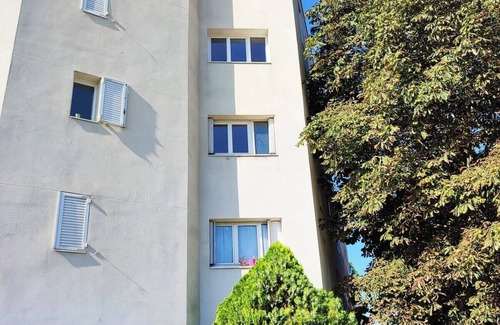 Torcy Appartement | Night in the Heart of Torcy
