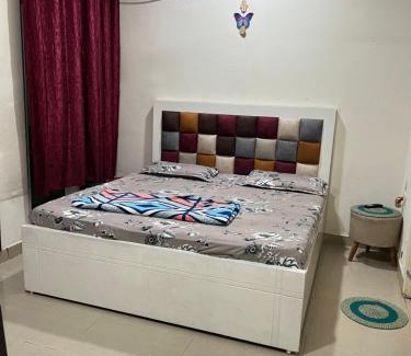 Greater Noida Appartement | Night View Apartment
