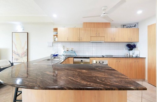 Rapid Creek Appartement | Nightcliff Foreshore: Seaview ~ Pool ~ Workspace