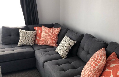 Matamata Maison | Nights on Broadway - 3 bedroom House in beautiful Matamata. Full amenities.