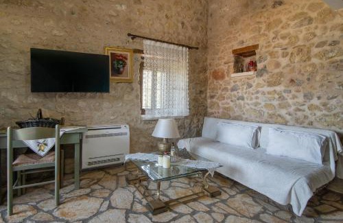Kalamata Appartement | Niki's Tower - Stone Gems by the Sea