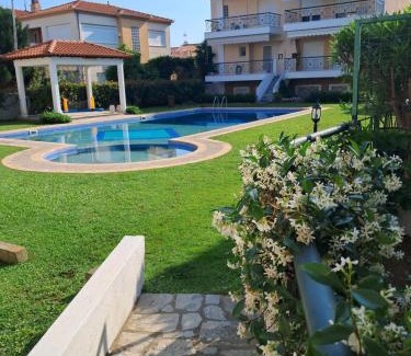 Kriopigi Maison | Nikoleta Summer Glow