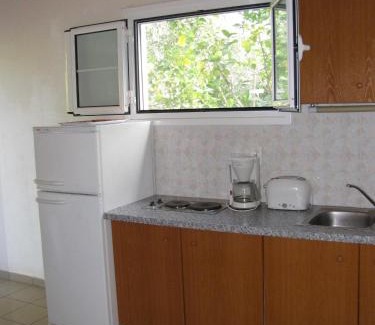 Kakovatos Maison | NIKOS