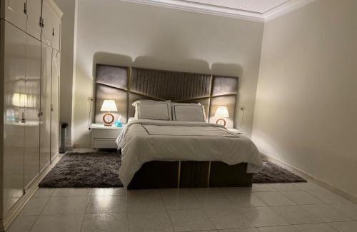 Zamalek Appartement | Nile View 2-Bed Apartment in Zamalek Cairo