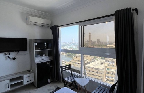 Al Duqqi Hôtel | Nile x hostel