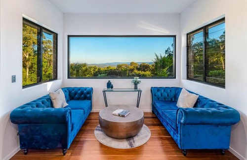 Ninderry Maison | Ninderry Manor-Spectacular Hinterland retreat