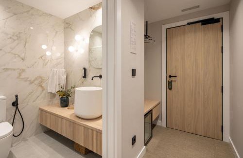 Ensanche Hôtel | NIREA HOTEL