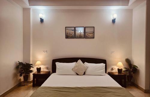 New Delhi Maison | Niro GK2