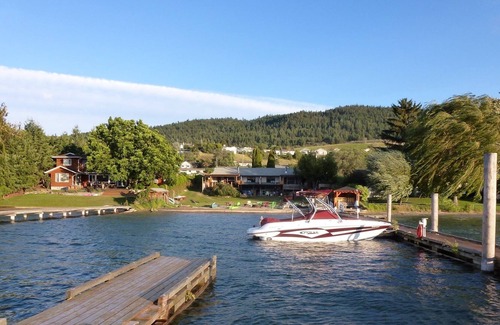 Vernon Station Balnéaire | Nirvana Cabana Lakeside - Supreme