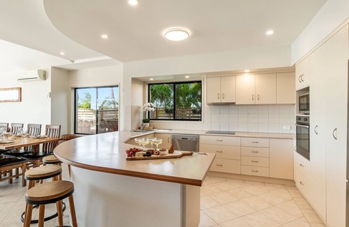 Yamba Maison | Nirvana Waters | Waterfront with Pool
