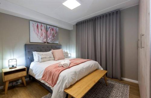 Olifantskop Appartement | Nivica 56 Luxury Apartment Langebaan