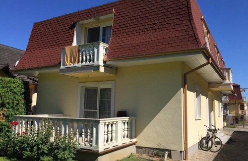 Zalakaros Hôtel | Komfortos, csendes, ahol az otthon kényelmében pihenhet! 5 percre a strandtól!