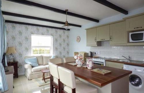 Kilcolgan Maison | No 1 Apt, Brandy Harbour Cottage