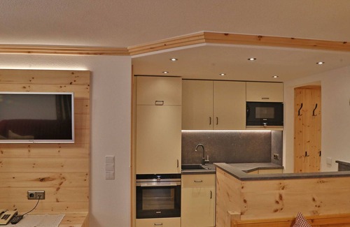 Graen Appartement | No. 15 ZIRBENwelt suite - casa de huéspedes Braito