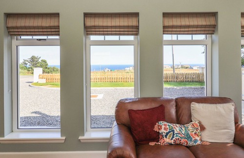 Isle of Lewis Maison | NO. 29, family friendly, luxury holiday cottage in Port Of Ness
