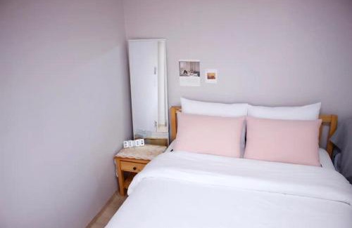 Beon 1-dong Appartement | No 44525ㅣprivateㅣWiFiㅣcozyㅣcomfyㅣ3min Suyu Stn