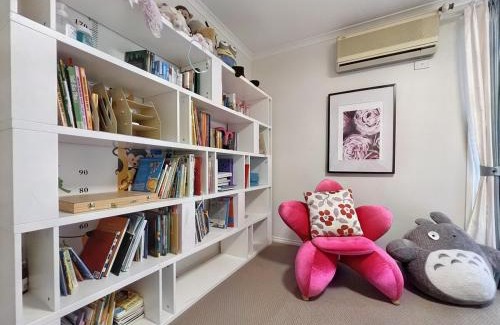 Doncaster Maison | No 58 Bright & Spacious 4-Bedroom Home