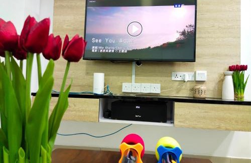 Pasir Penambang Maison | No 68 Sunlight Homestay 4R3B - 24 Pax, Karaoke