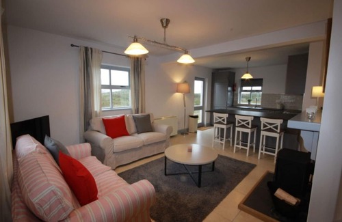 Ballyconneely Maison | No 8 Leitirshask, Ballyconneely - Plein de vie à la campagne chic.