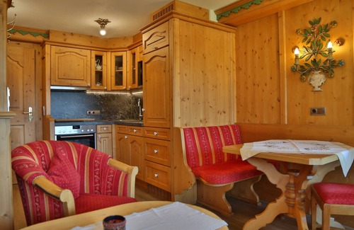 Graen Appartement | No. 9 Fewo Talblick - Gästehaus Braito