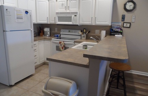 Camdenton Copropriété | Pas d'étapes / à pied / Mise à jour 2BD / 2BA avec bordereau de bateau 12x30 inclus Great View !!!