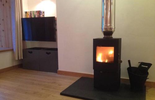 St Monans Maison | No3 By The Sea a 5 Star Cozy Coastal Cottage