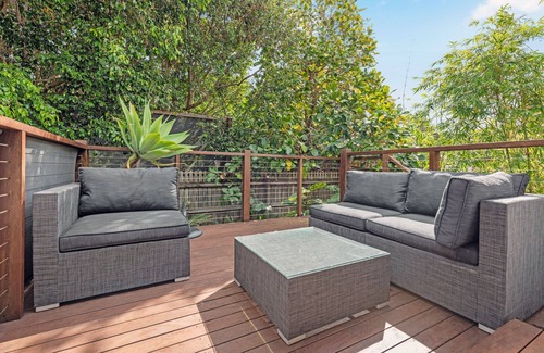 Brisbane Appartement | Noble House ~ 2 chambres / 1salle de bain / 1 voiture ~ Parklands + Transport